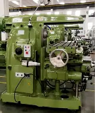 Usluzna izrada delova na Glodalici